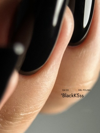 DA'23 'BLACKKSSS GEL POLISH, 8 ML