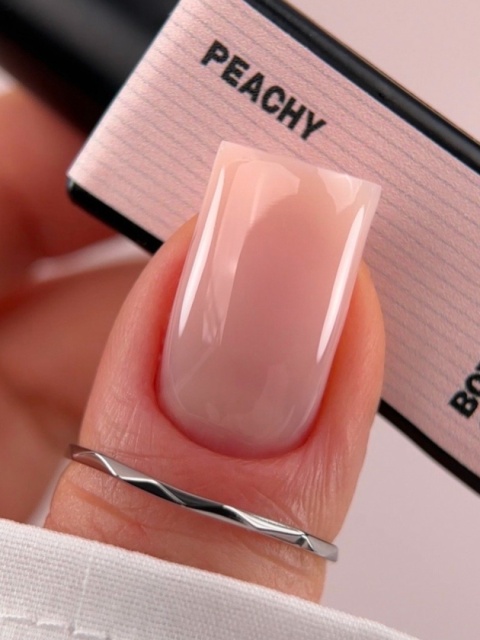 BIBLIOTEKA Bottle gel 06 Peachy - brzoskwiniowy żel do wzmocnienia paznokci, 10 ml
