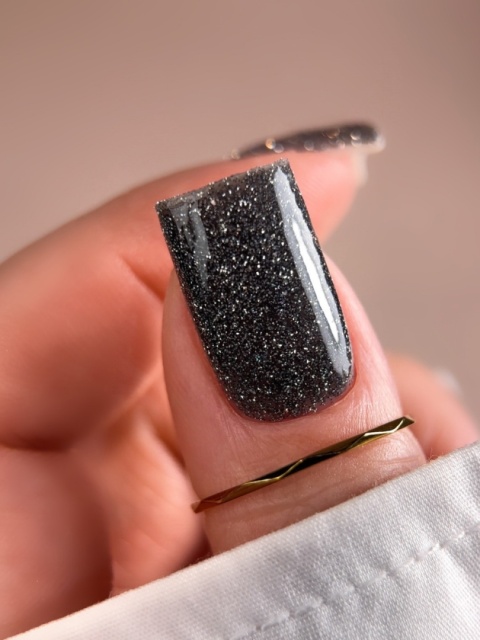 BIBLIOTEKA Flash Gel Polish 02 Silver Mist, 10 ml - srebrny lakier hybrydowy z efektem flash