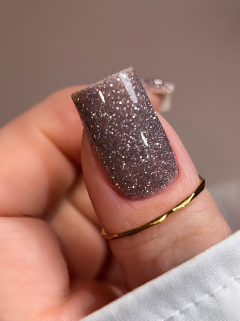BIBLIOTEKA Flash Gel Polish 04 Rose Gold, 10 ml - różowo-złoty lakier hybrydowy z efektem flash